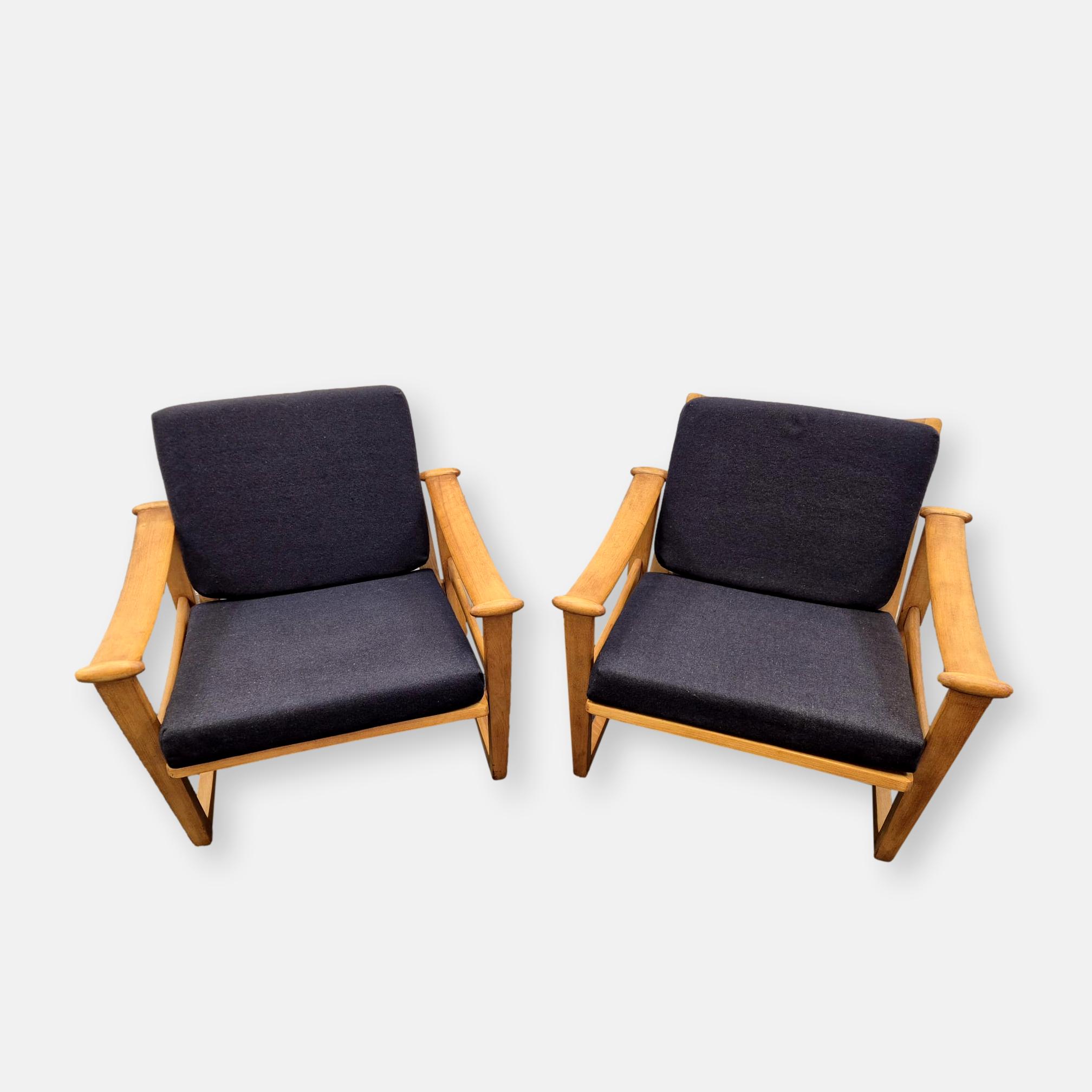 Paire de fauteuils scandinaves M.Nissen