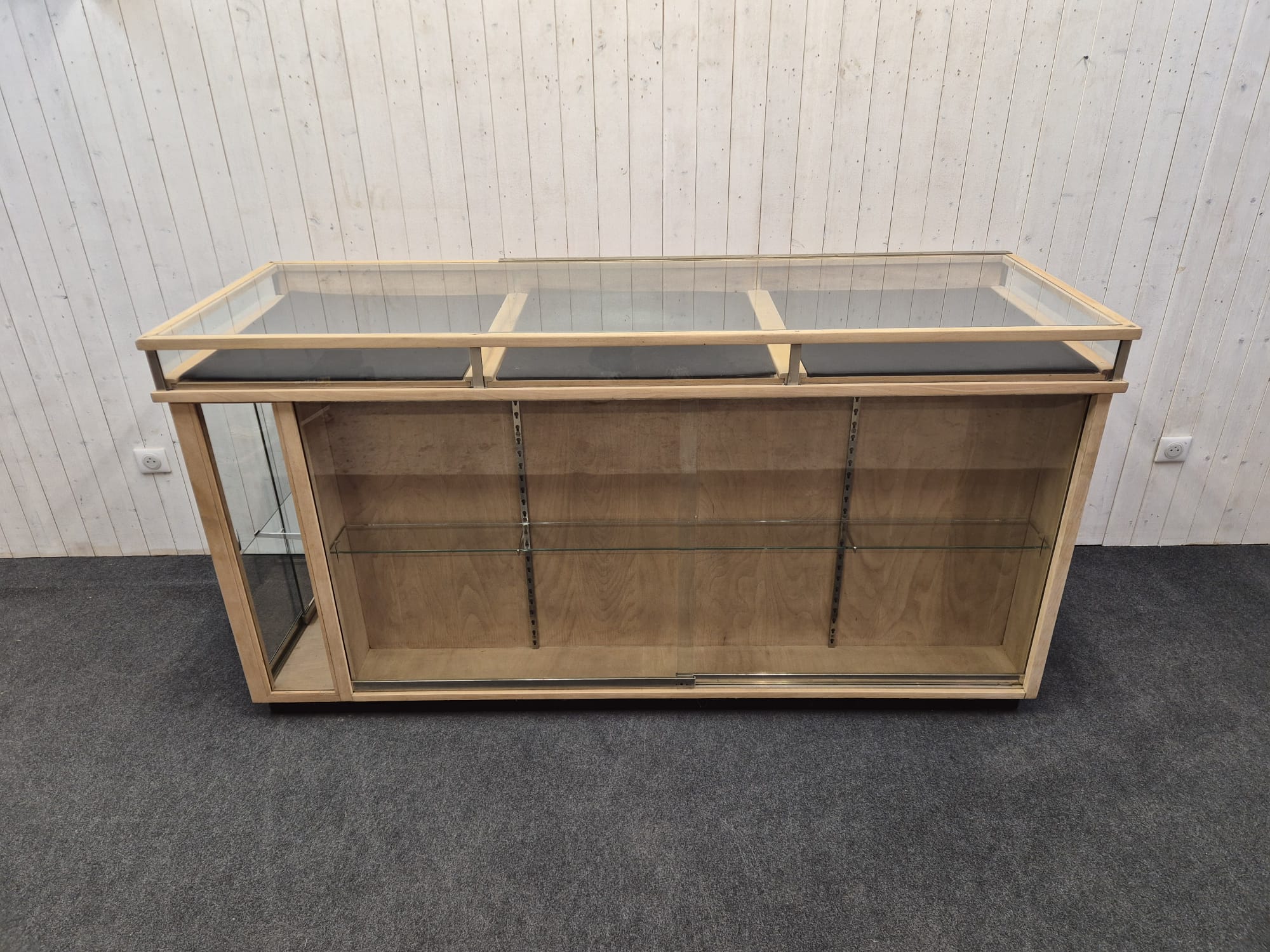 Ancien comptoir vitrine – Image 3