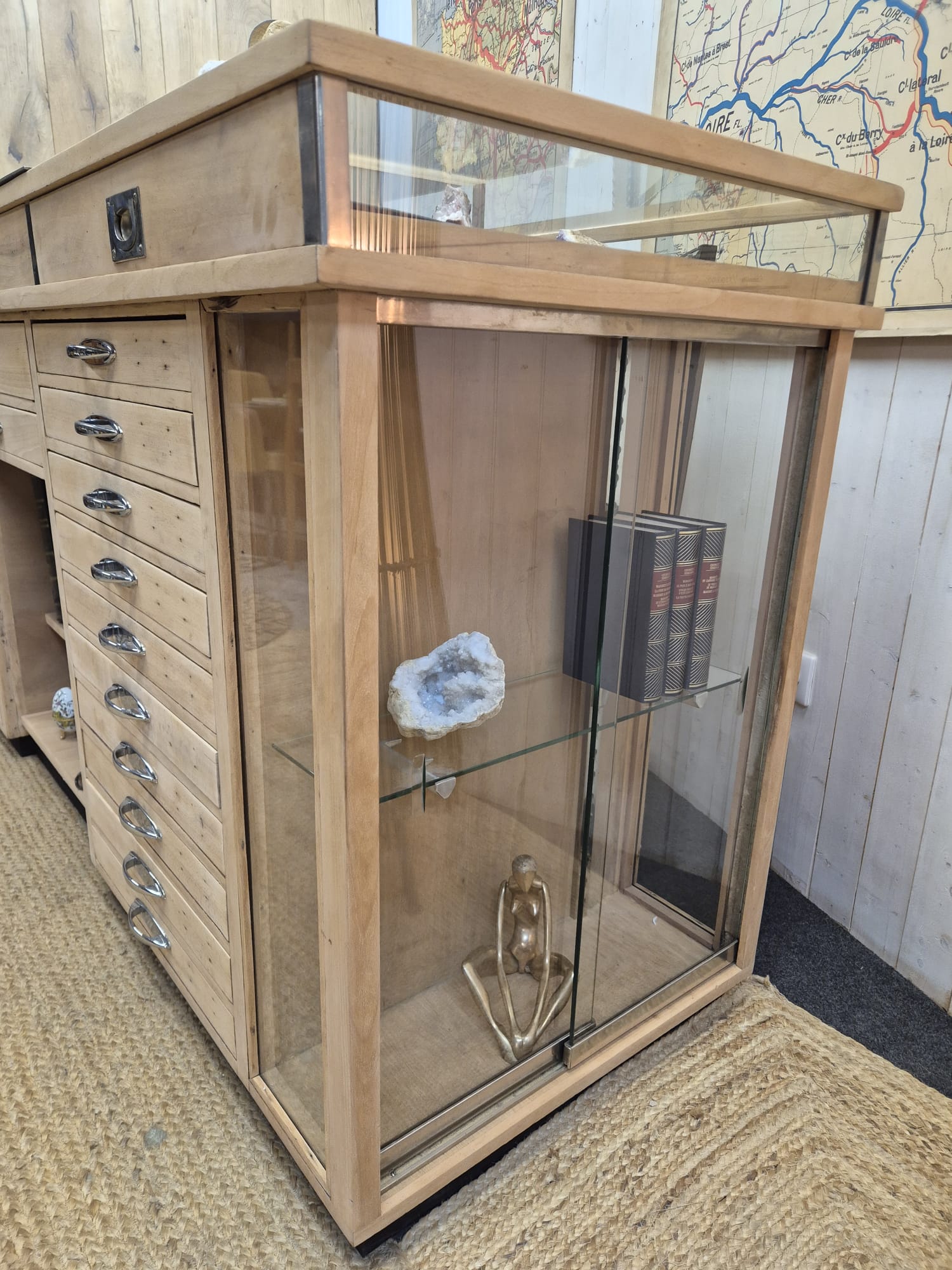 Ancien comptoir vitrine – Image 14