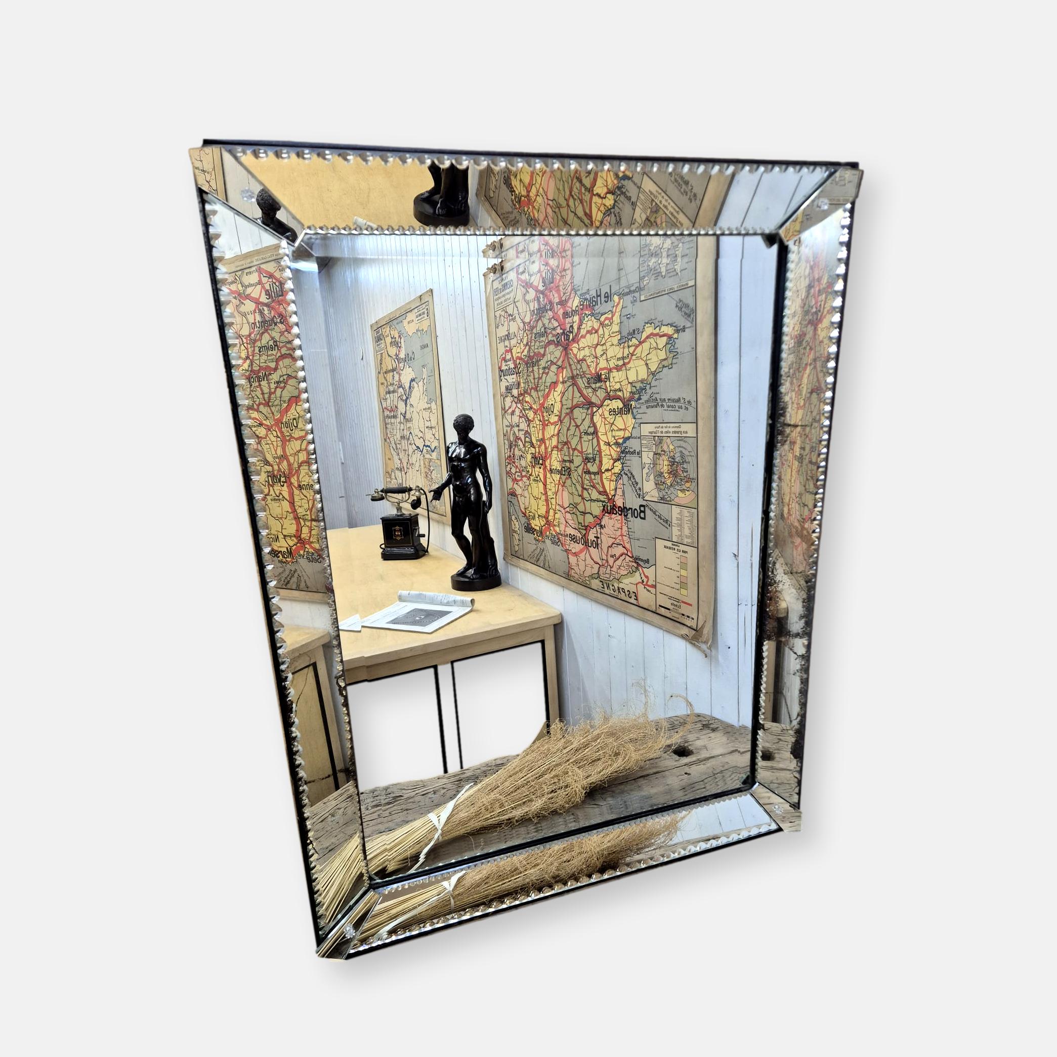 Ancien miroir vénitien