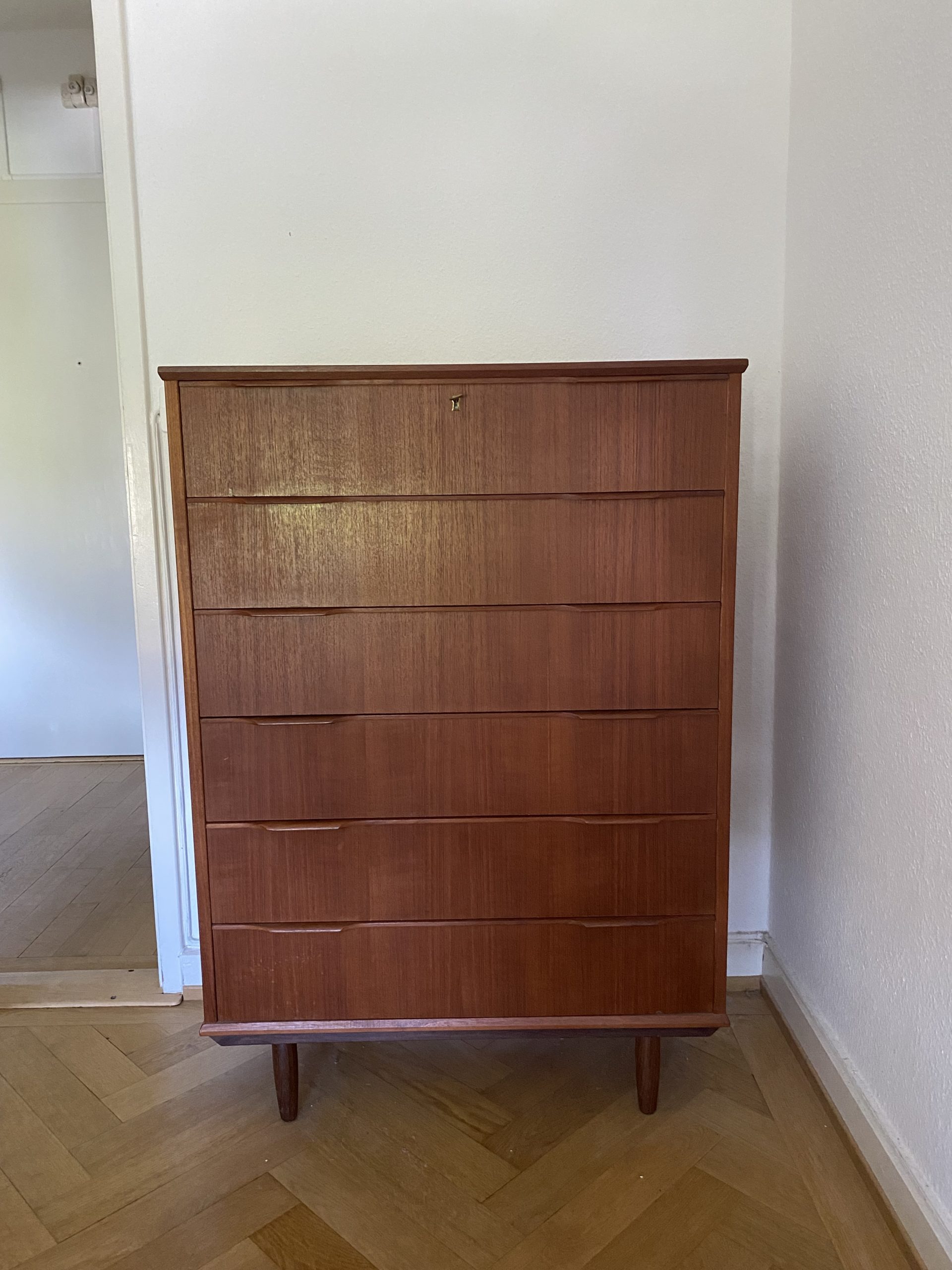 Commode en bois – Image 2