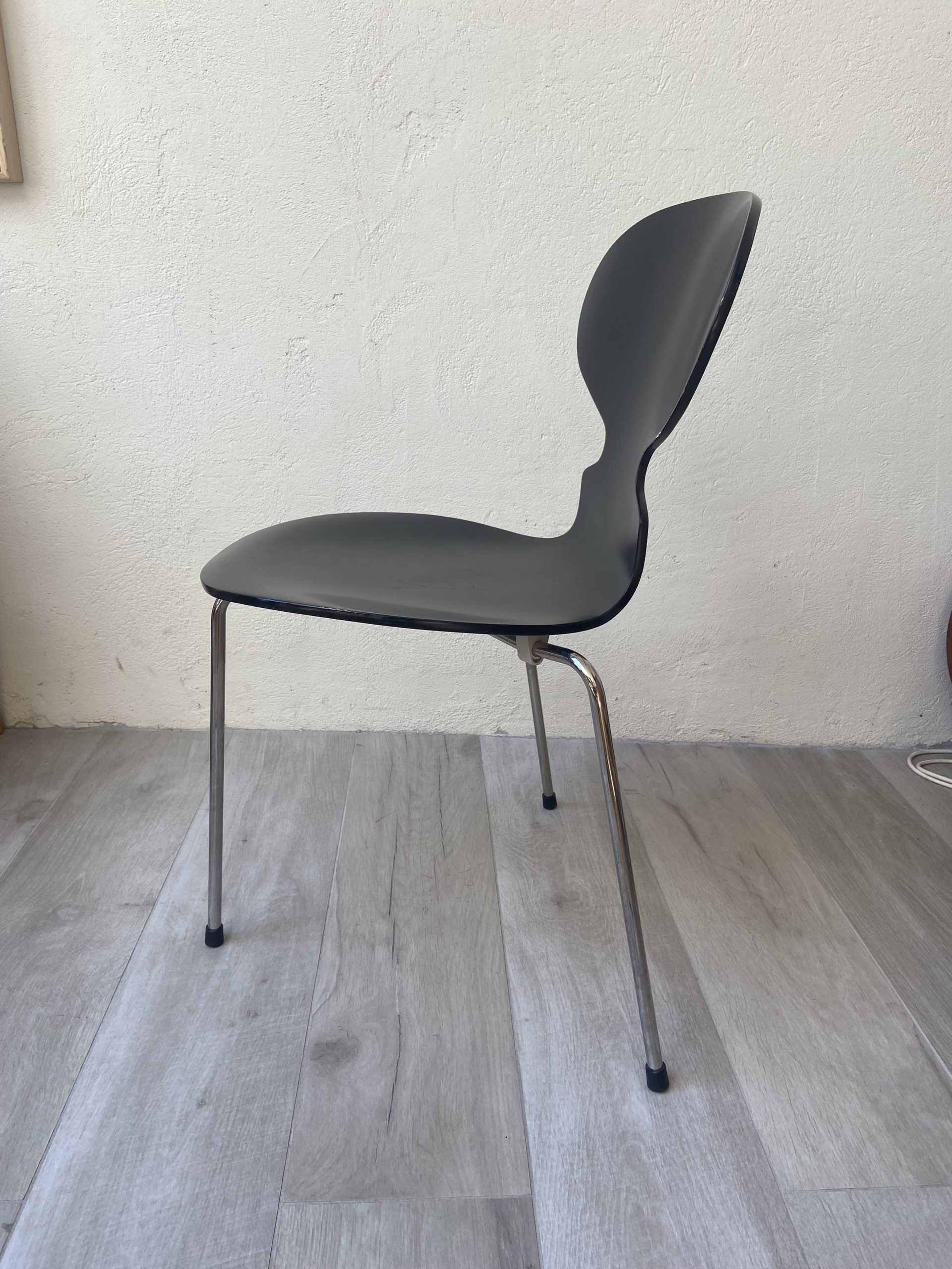 Chaise « fourmi » tripode – Bild 4