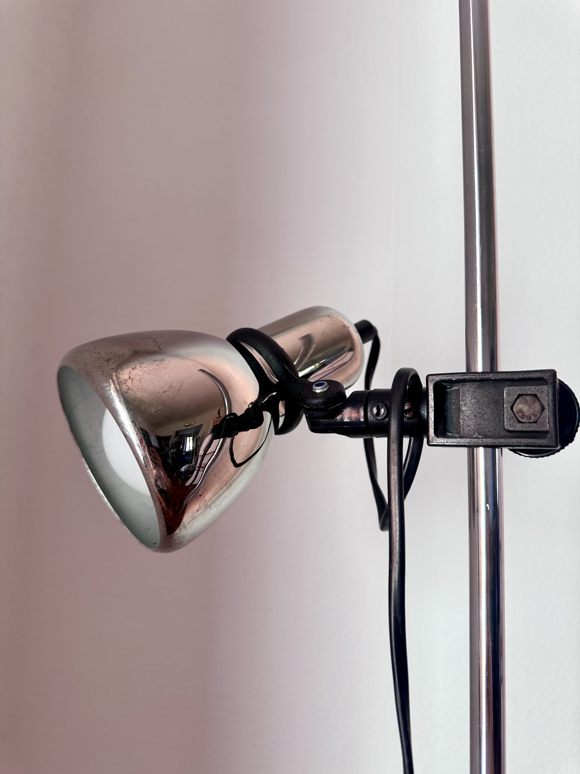 Lampe de sol BOFA Suède chromée – Image 10