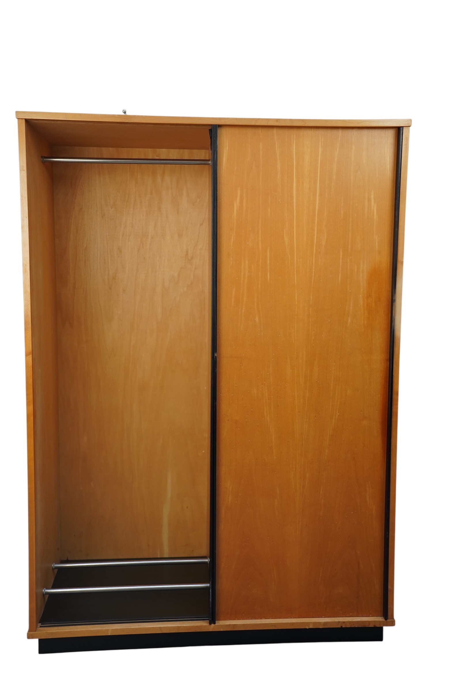 Armoire penderie dans le style de A. Hendricks – Image 10