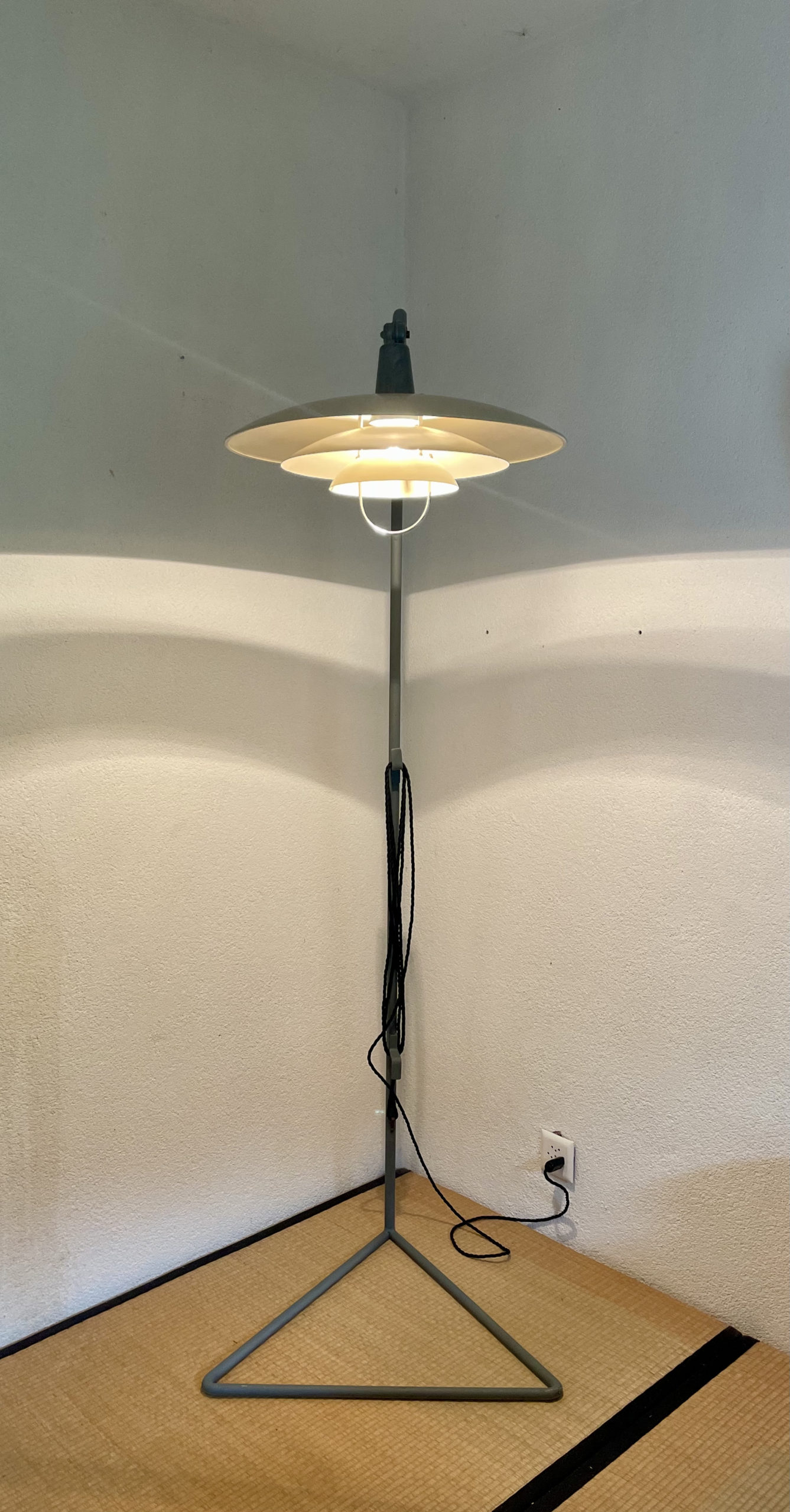 Lampadaire scandinave Louis Poulsen 1960 – Image 3