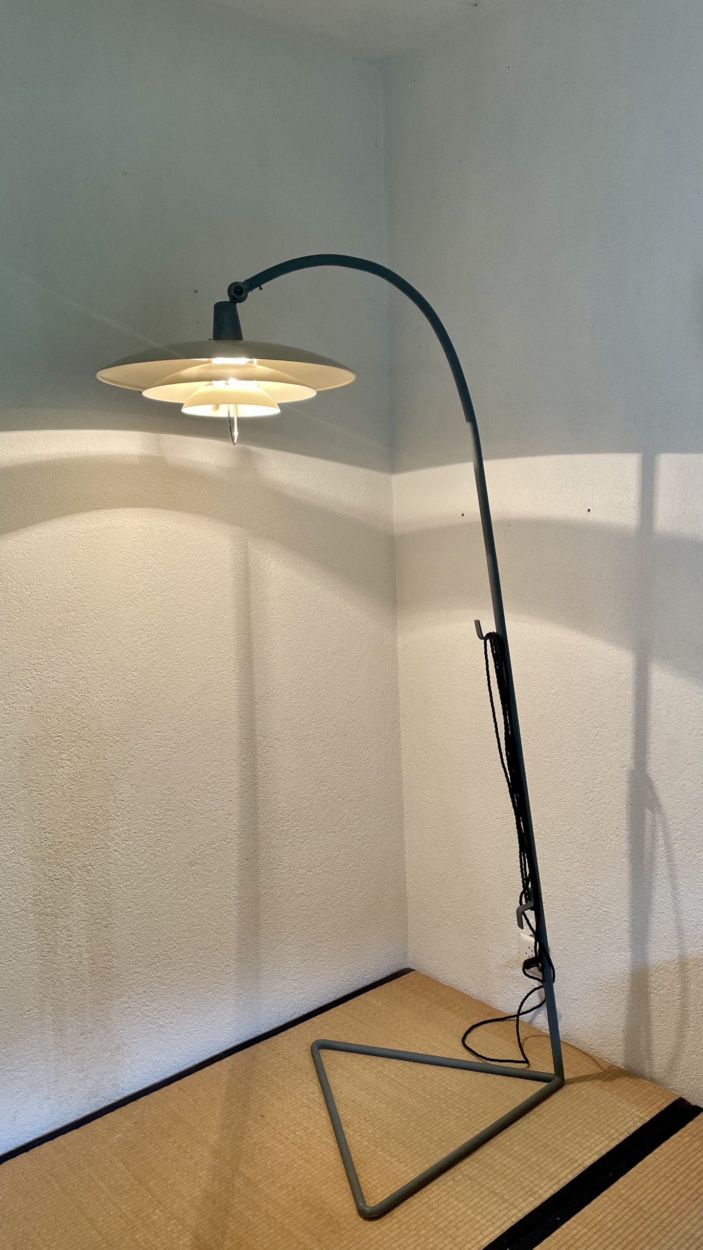 Lampadaire scandinave Louis Poulsen 1960 – Image 2