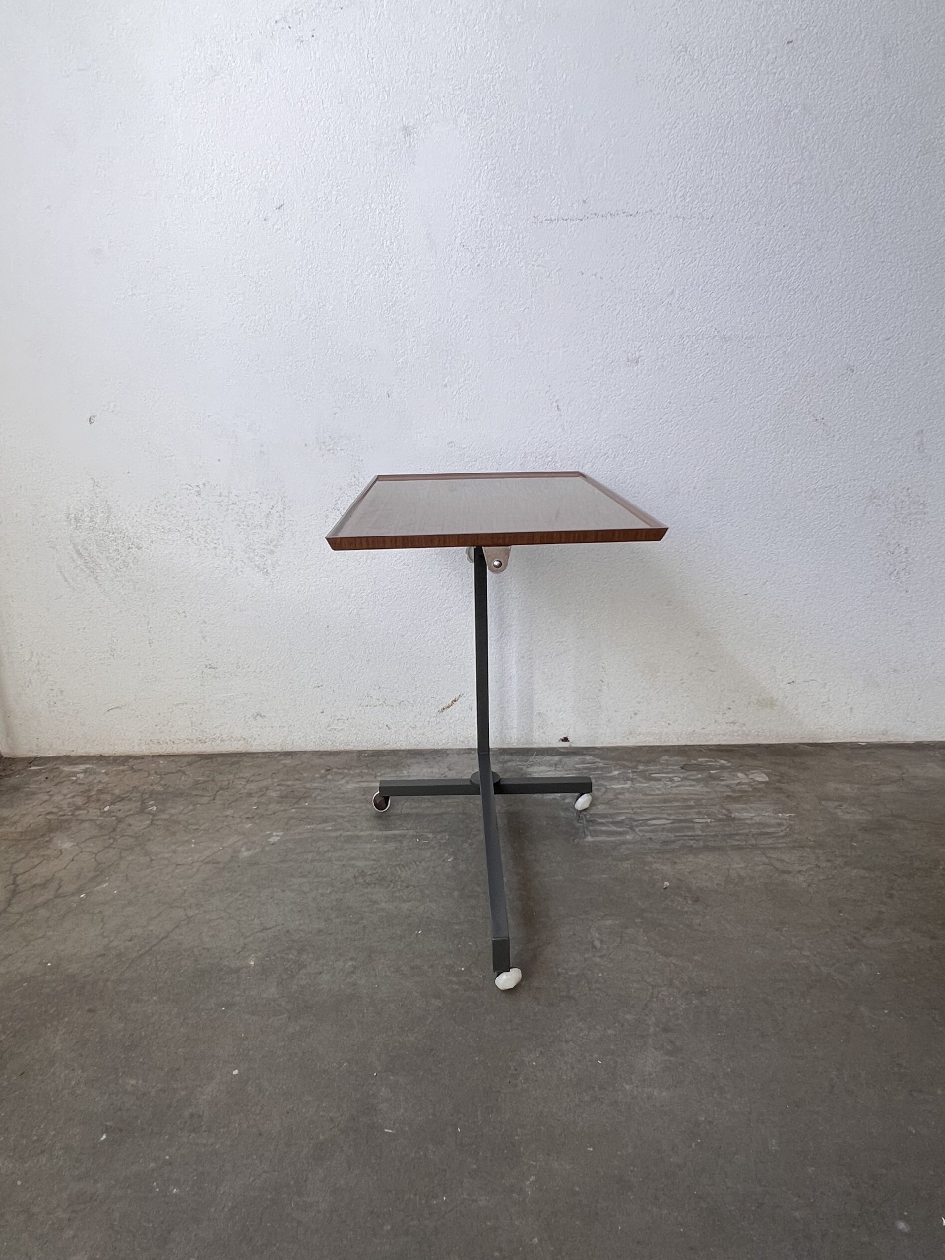 Table d’appoint Variett Bremshey & Co. – Allemagne – Image 4