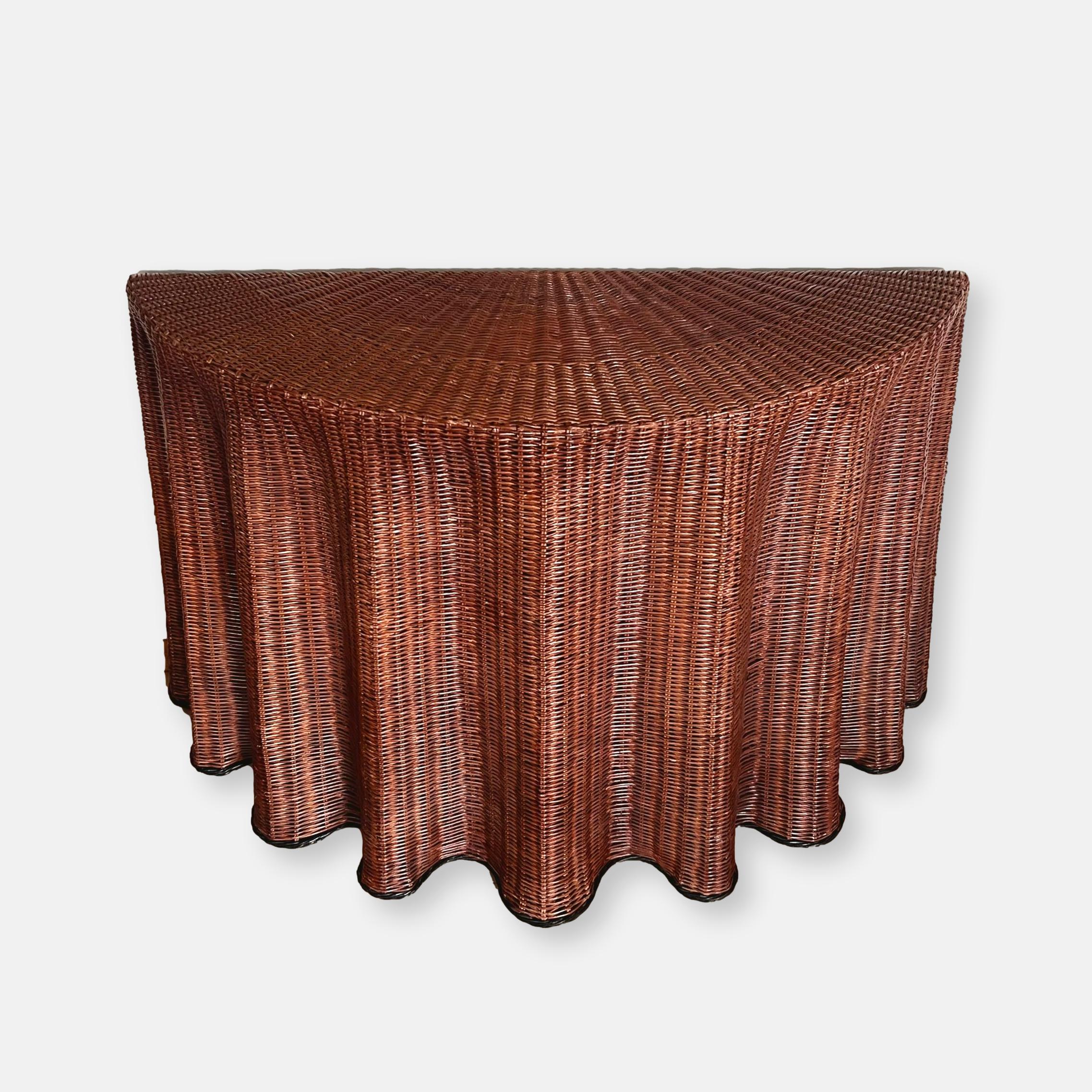 Console « Fantôme » trompe-l’œil en osier