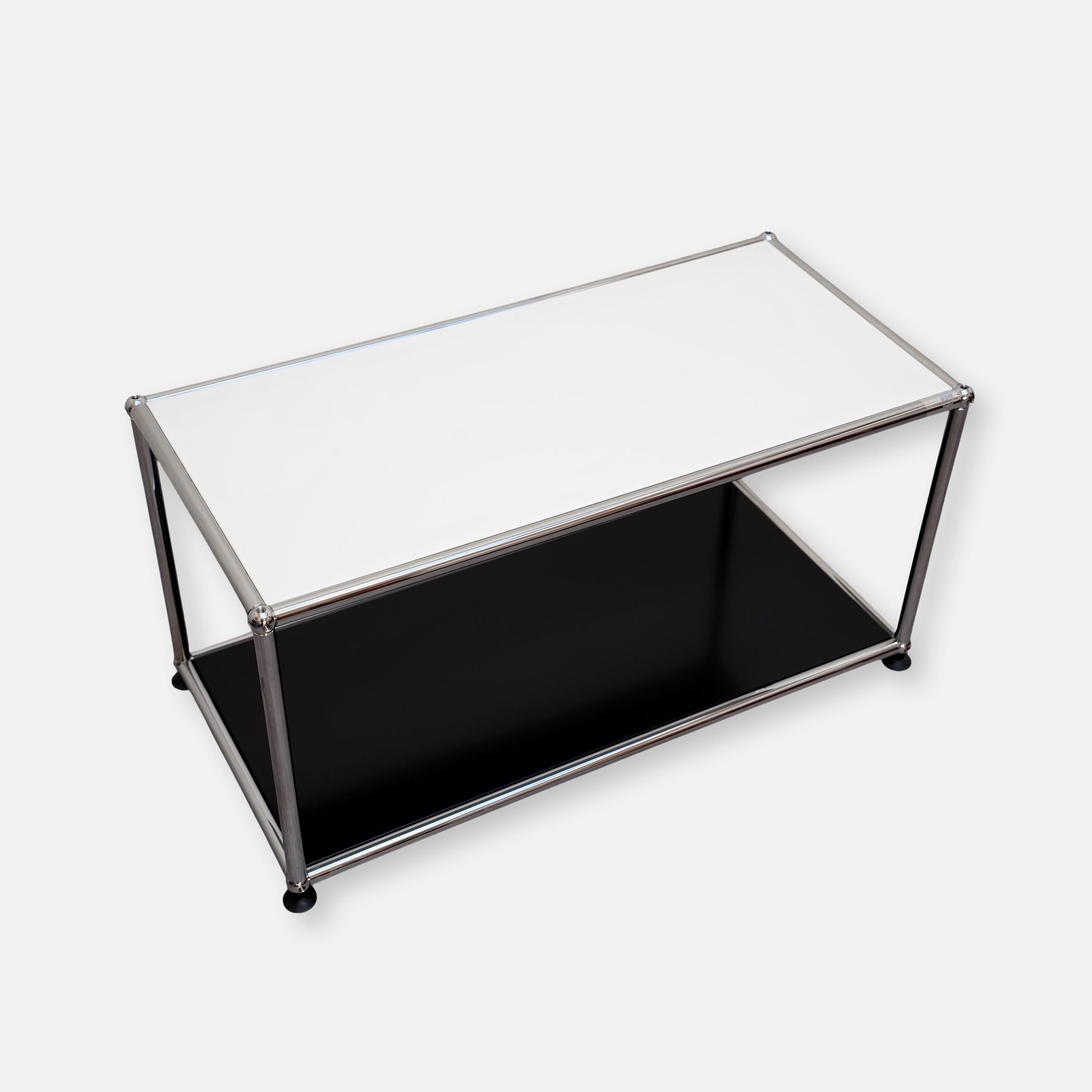 Table basse / d’appoint USM