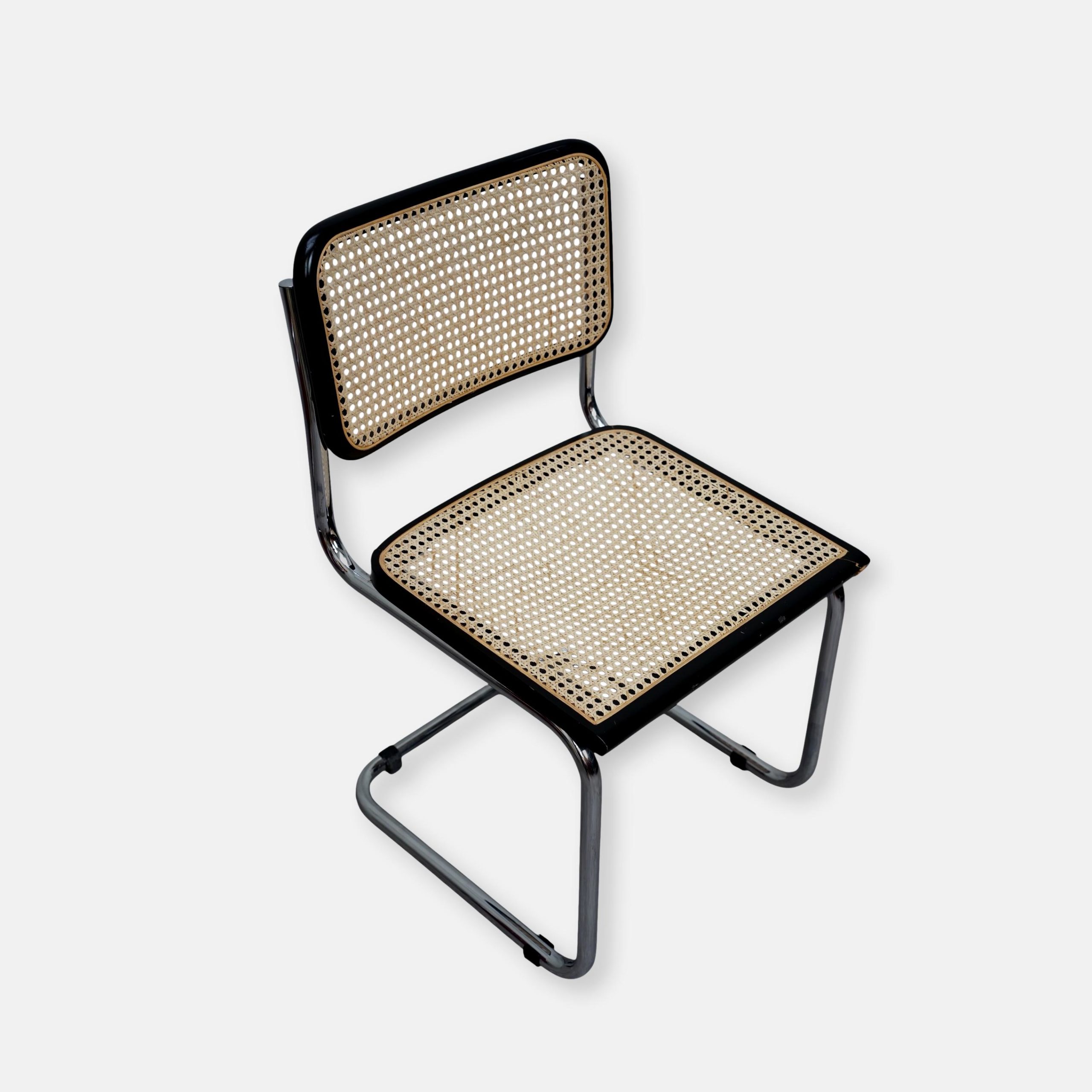 Chaise style Cesca (modèle B32)